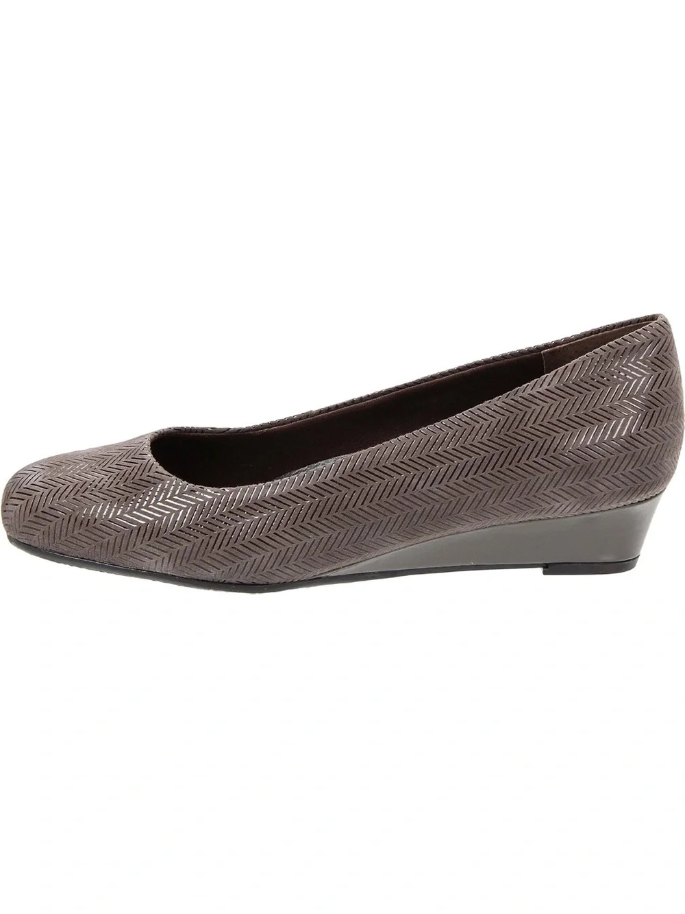 Trotters Women’s Taupe Wedge Ballet Flats